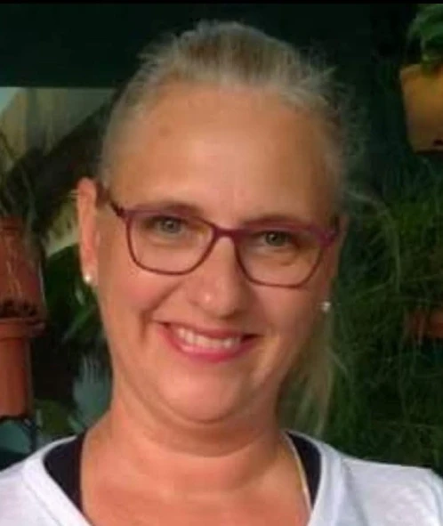 Kristina Pongrácz da Luz - Estrutural e Movimento